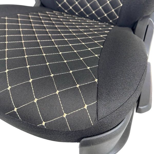 Чехлы Жаккард Драйв на ВАЗ 2113 Чехлы Жаккард Драйв на ВАЗ 2113