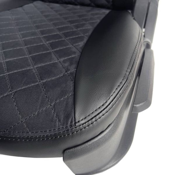 Чехлы Алькантара на Nissan Almera G11-G15 2013-2018 г.в. Чехлы Алькантара на Nissan Almera G11-G15 2013-2018 г.в.