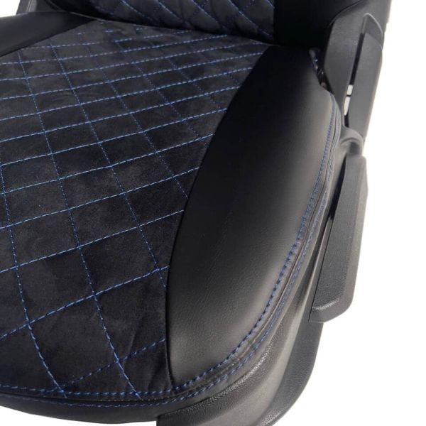 Чехлы Алькантара на Nissan Almera G11-G15 2013-2018 г.в. Чехлы Алькантара на Nissan Almera G11-G15 2013-2018 г.в.