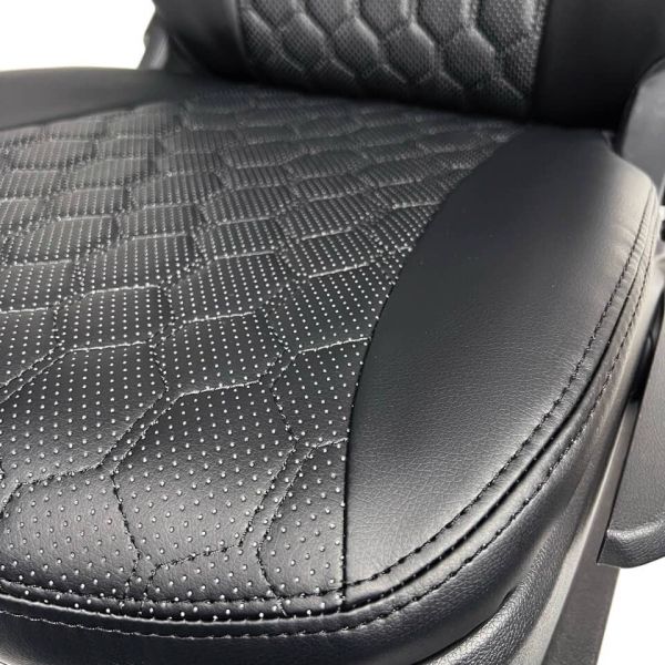 Чехлы Экокожа Ромб на Nissan Almera Classic 2006-2013 г.в. Чехлы Экокожа Ромб на Nissan Almera Classic 2006-2013 г.в.